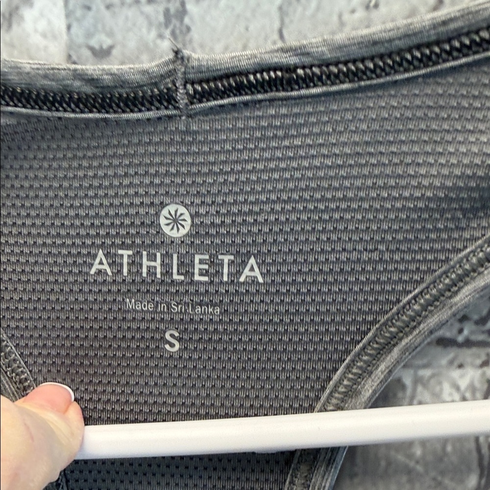 Athleta Charcoal Women's Tank Top‎ - Picture 2 of 7
